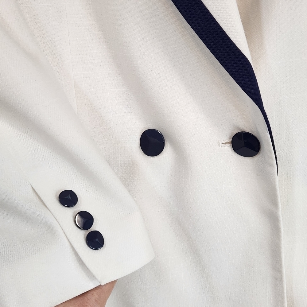VINTAGE Attitudes White & Navy Blue Old Money Classic Double Breasted Blazer - Picture 4 of 9